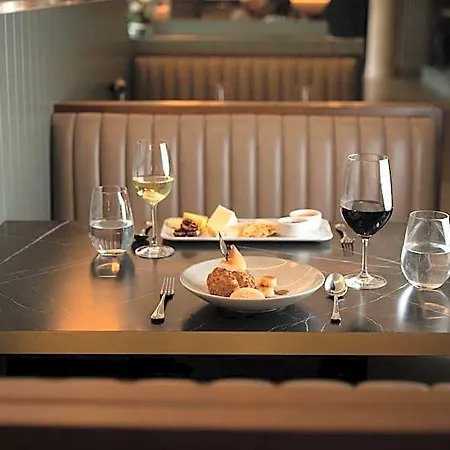 Voco The Club - Dublin Gateway By Ihg Hotel Kildare